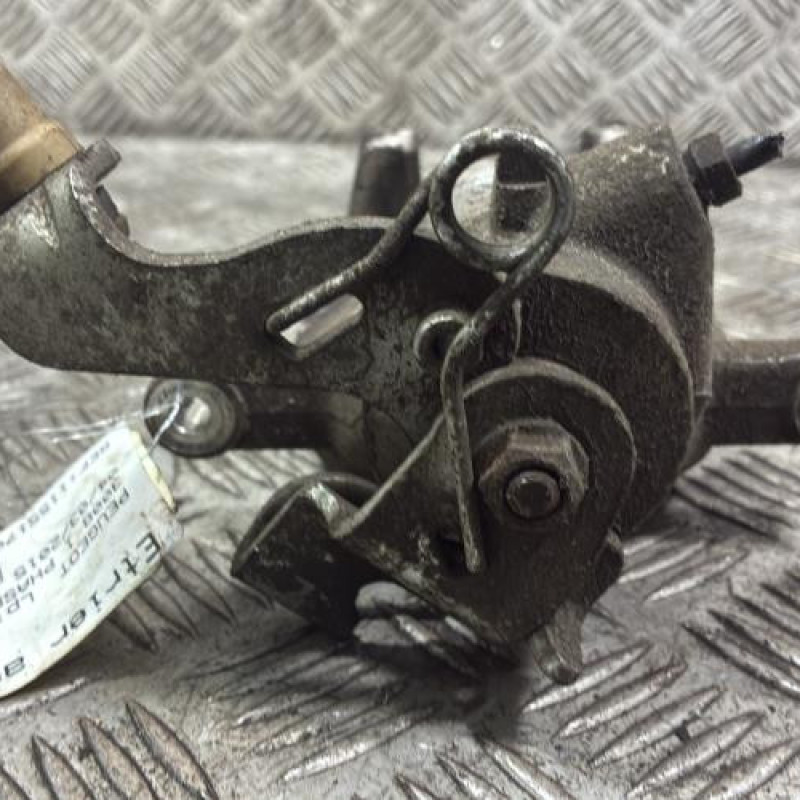 Etrier arriere droit (freinage) PEUGEOT 3008 1 Photo n°6