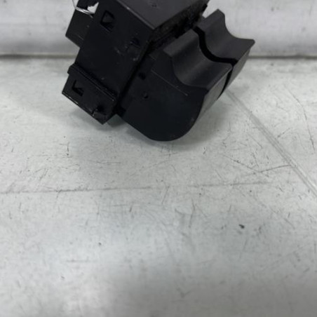 Interrupteur de leve vitre avant gauche FIAT PUNTO EVO 3 Photo n°1