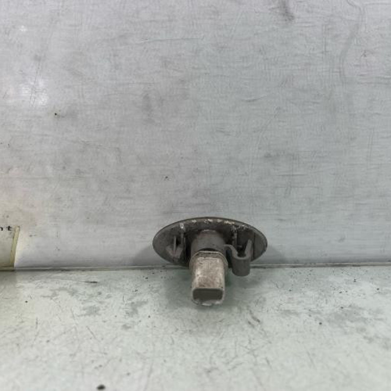 Repetiteur clignotant avant gauche (Feux) CITROEN BERLINGO 1 Photo n°3