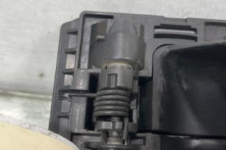 Poignee interieur avant droit CITROEN BERLINGO 1
