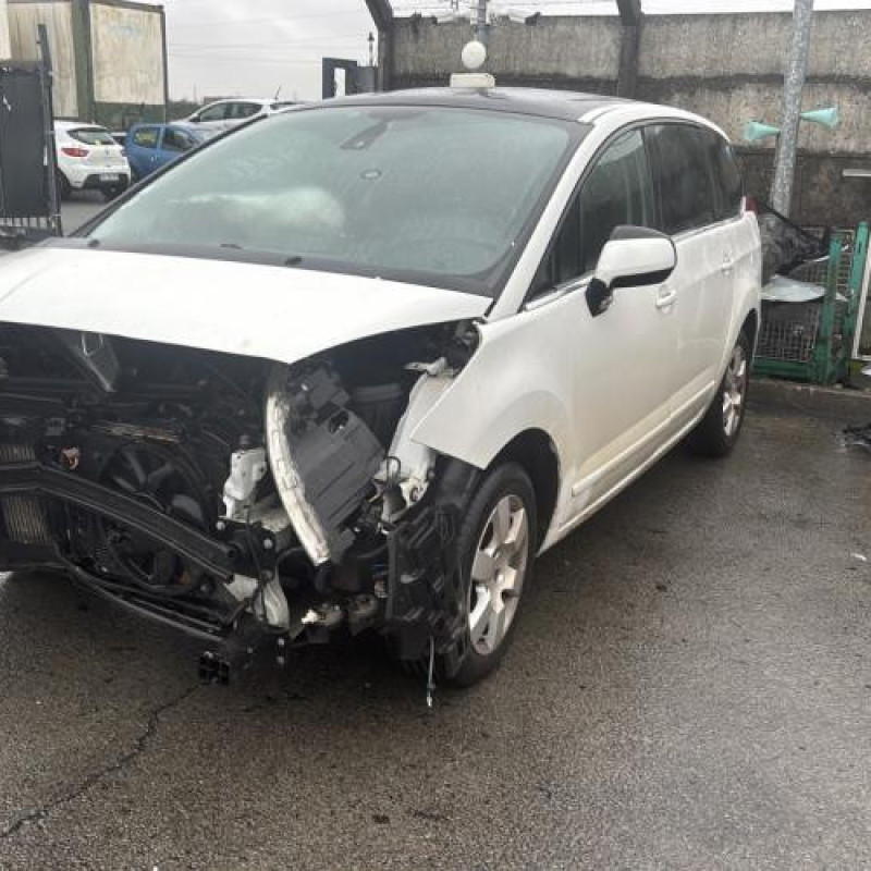 Poignee porte avant gauche PEUGEOT 5008 1 Photo n°4