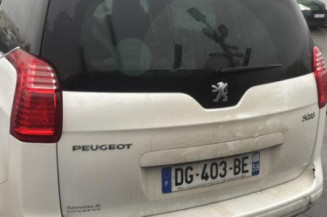 Poignee porte avant gauche PEUGEOT 5008 1