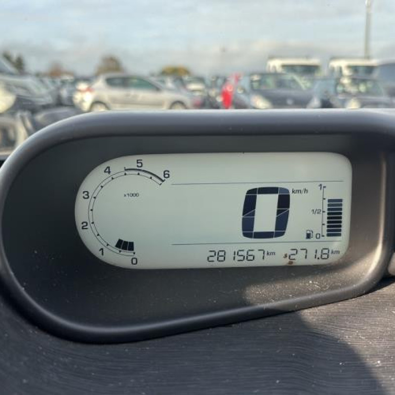 Poignee porte arriere gauche CITROEN C3 PICASSO Photo n°18