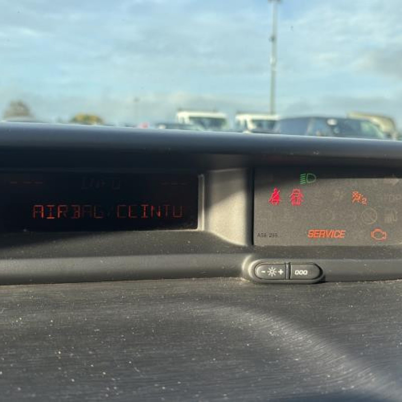 Poignee porte arriere gauche CITROEN C3 PICASSO Photo n°19