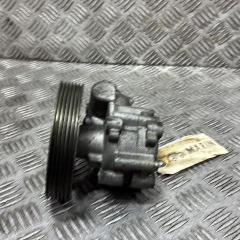 Pompe de direction PEUGEOT 407 Photo n°3