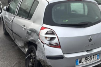 Poignee porte avant gauche RENAULT CLIO 3