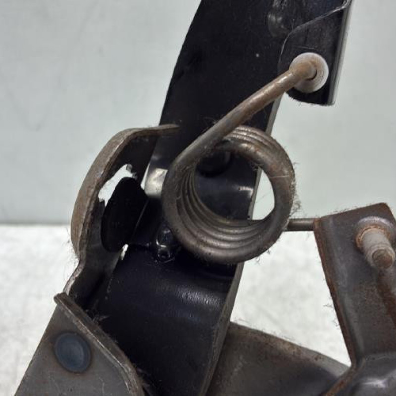 Pedale d'embrayage RENAULT CLIO 3 Photo n°4