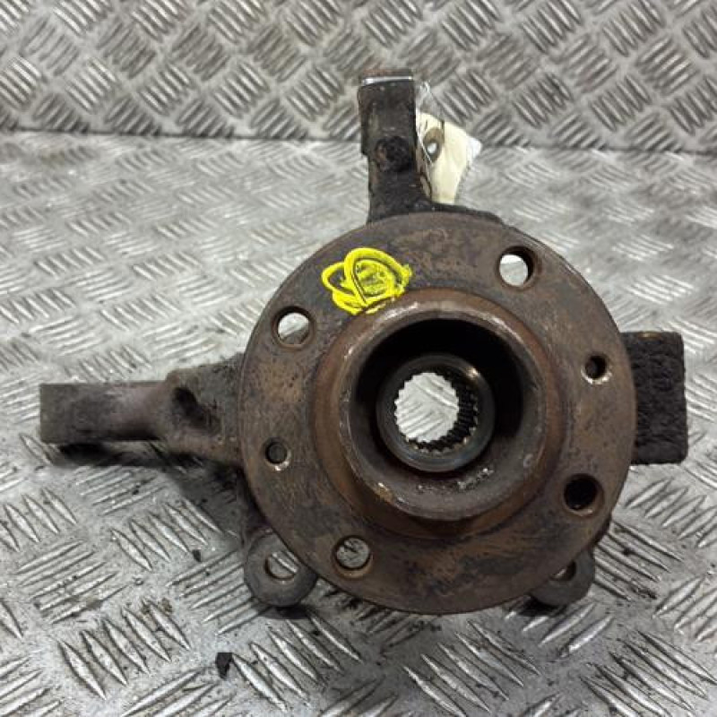 Pivot de moyeu avant gauche RENAULT CLIO 3 Photo n°1