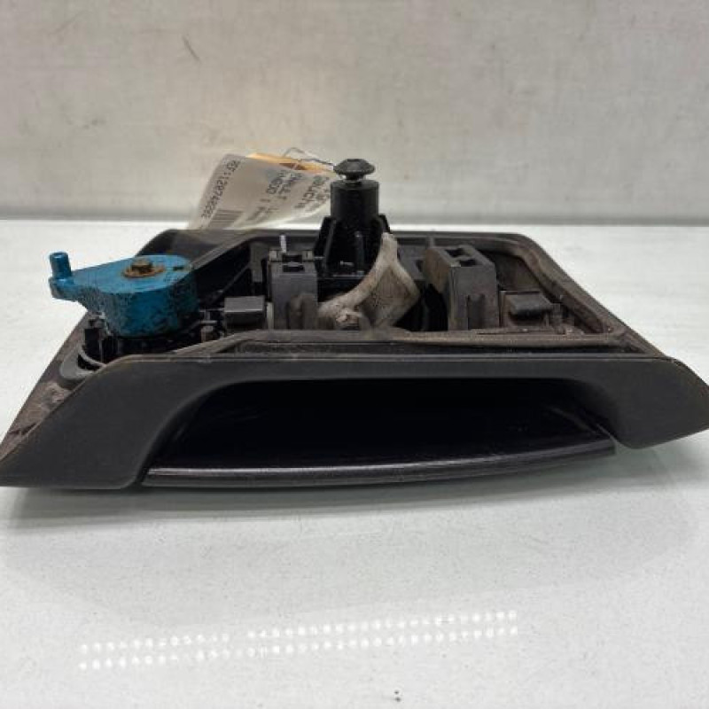 Poignee porte coffre gauche RENAULT KANGOO 1 Photo n°3