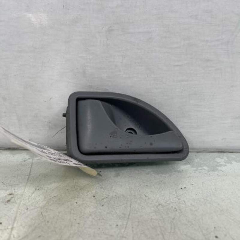 Poignee interieur avant gauche RENAULT TWINGO 1 Photo n°1