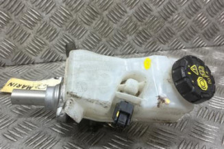 Maitre cylindre (freinage) DACIA DUSTER 2 Photo n°1