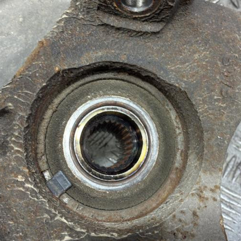 Pivot de moyeu avant droit DACIA DUSTER 2 Photo n°4