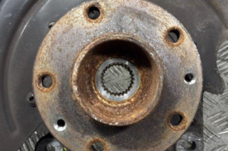 Pivot de moyeu avant gauche DACIA DUSTER 2