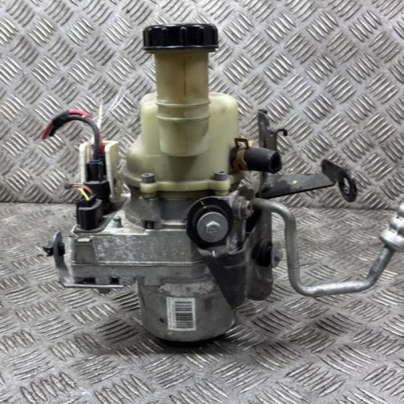 Pompe de direction DACIA SANDERO 2 Photo n°3