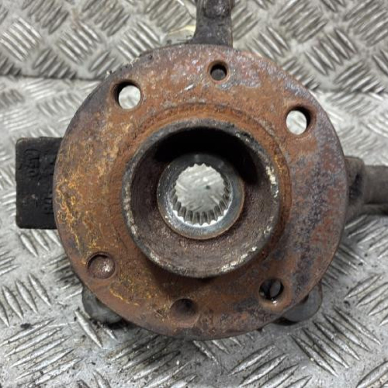 Pivot de moyeu avant droit RENAULT CLIO 3 Photo n°2
