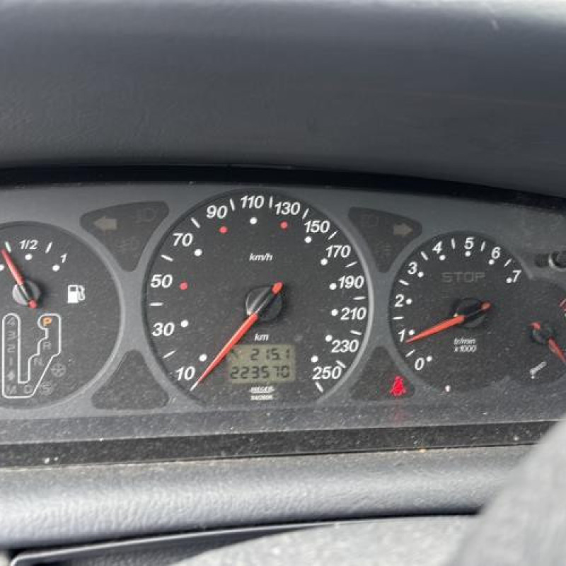 Poignee interieur arriere gauche CITROEN C5 1 Photo n°20