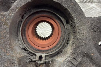 Pivot de moyeu avant droit RENAULT CLIO 3