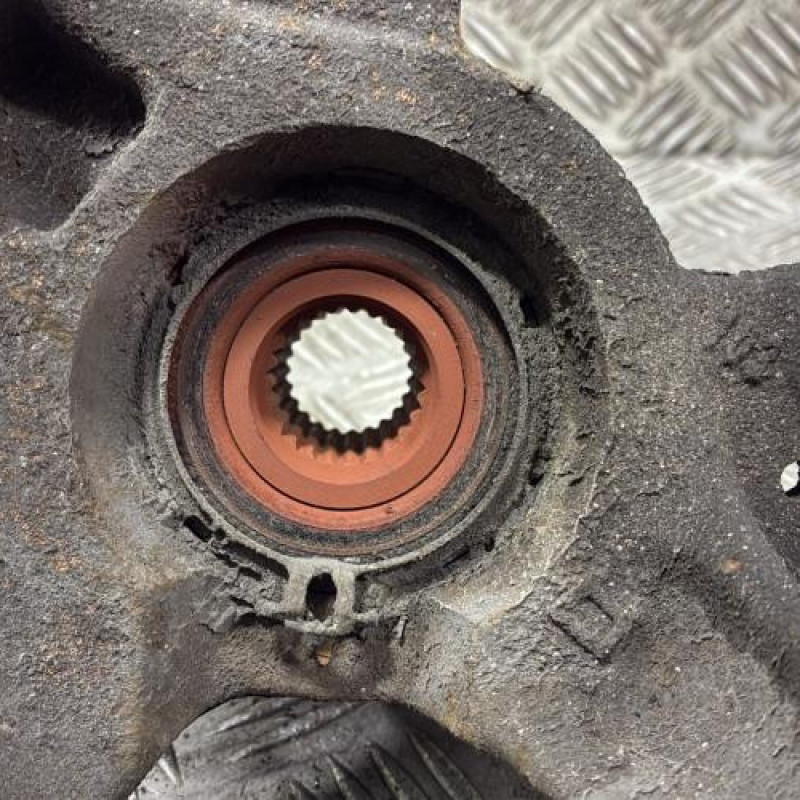 Pivot de moyeu avant droit RENAULT CLIO 3 Photo n°4