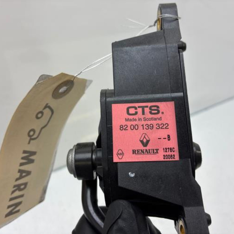 Pedale d'accelerateur RENAULT GRAND MODUS Photo n°5