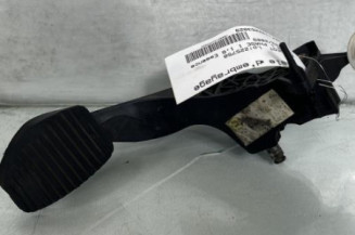 Pedale d'embrayage PEUGEOT 3008 1 Photo n°1