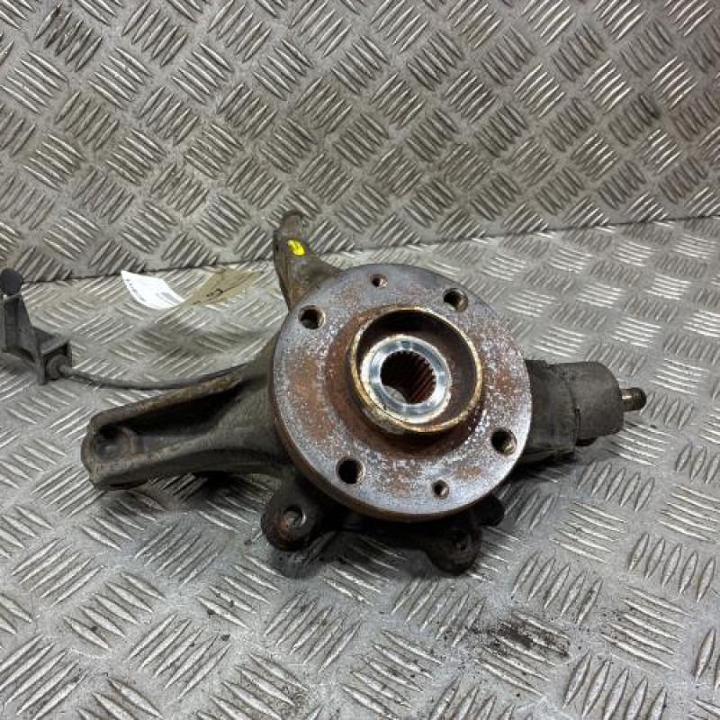 Pivot de moyeu avant gauche PEUGEOT 3008 1 Photo n°1