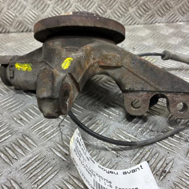 Pivot de moyeu avant gauche PEUGEOT 3008 1 Photo n°5