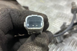 Pivot de moyeu avant gauche PEUGEOT 3008 1