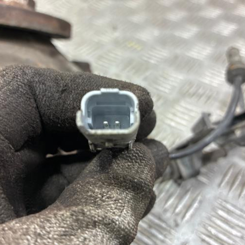 Pivot de moyeu avant gauche PEUGEOT 3008 1 Photo n°7