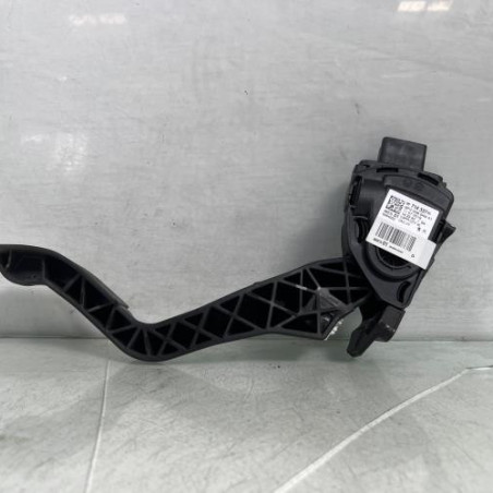 Pedale d'accelerateur PEUGEOT 208 1