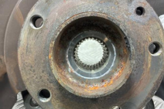 Pivot de moyeu avant gauche RENAULT KADJAR