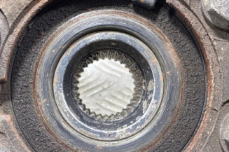 Pivot de moyeu avant gauche RENAULT KADJAR