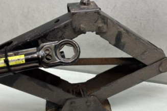 Cric RENAULT MASTER 2 Photo n°1