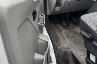 Pompe de direction RENAULT MASTER 2