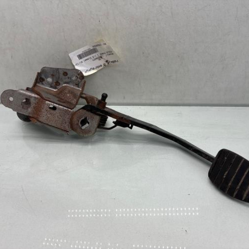 Pedale d'embrayage RENAULT MODUS Photo n°1