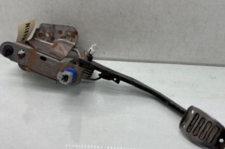 Pedale d'embrayage RENAULT CLIO 3 Photo n°1