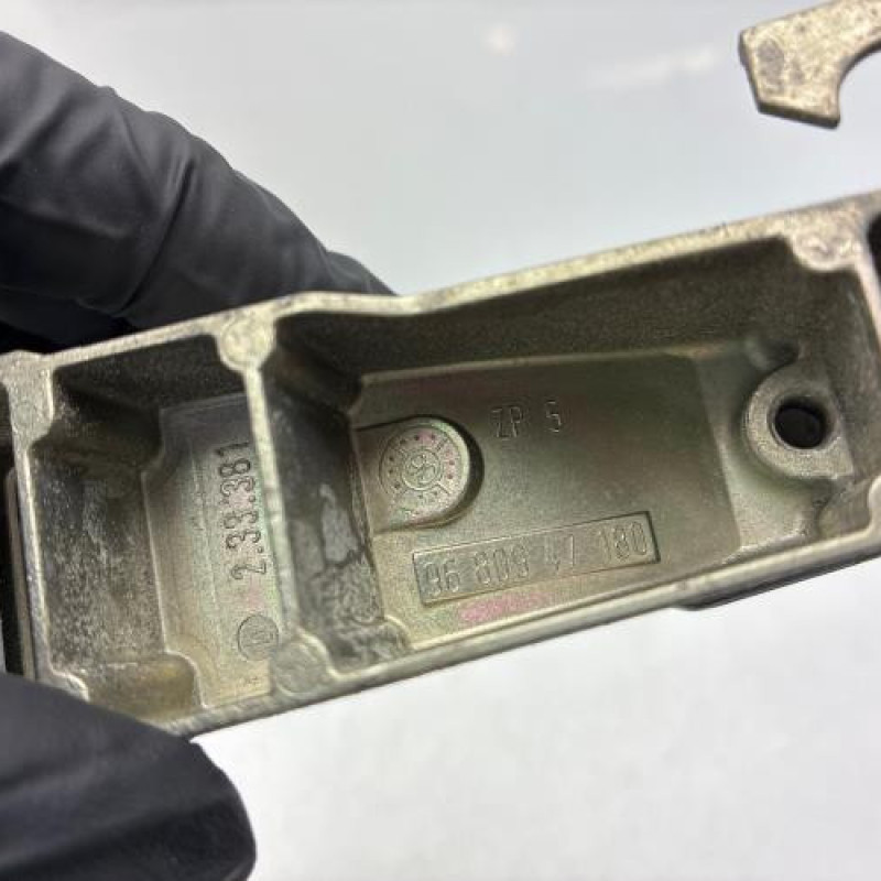 Poignee porte arriere droit PEUGEOT 407 Photo n°4