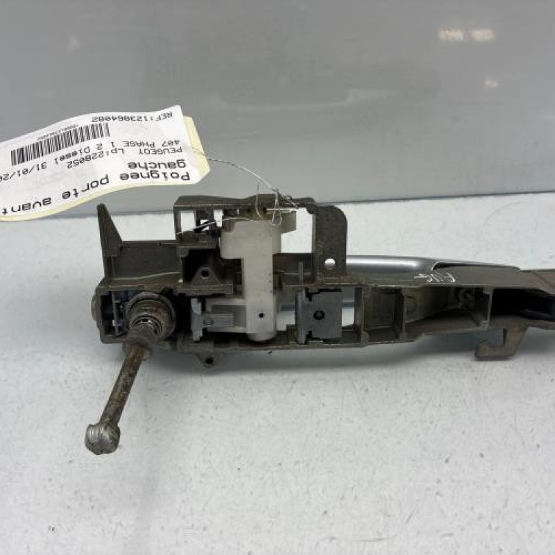 Poignee porte avant gauche PEUGEOT 407 Photo n°3