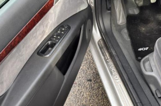 Poignee porte avant gauche PEUGEOT 407