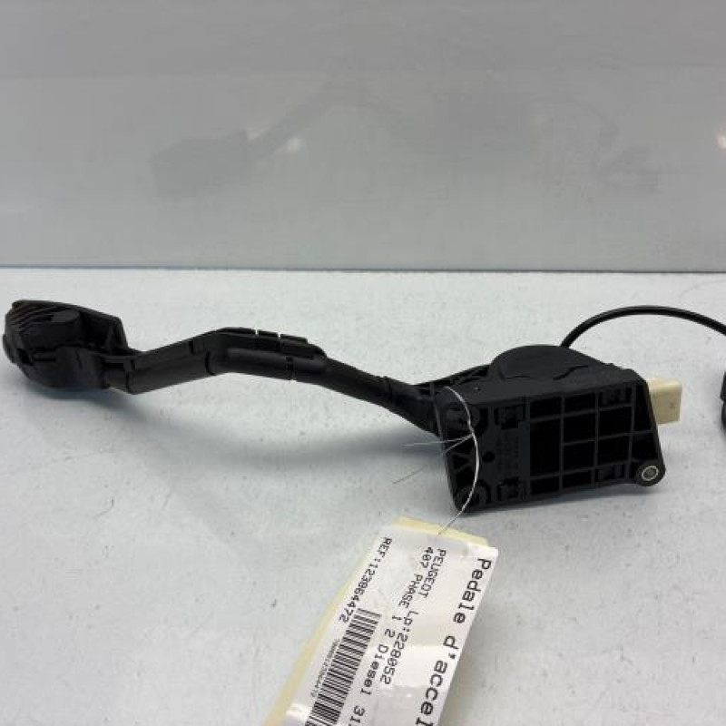 Pedale d'accelerateur PEUGEOT 407 Photo n°4