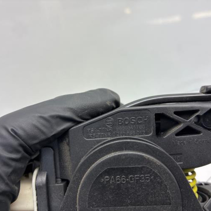 Pedale d'accelerateur PEUGEOT 407 Photo n°5