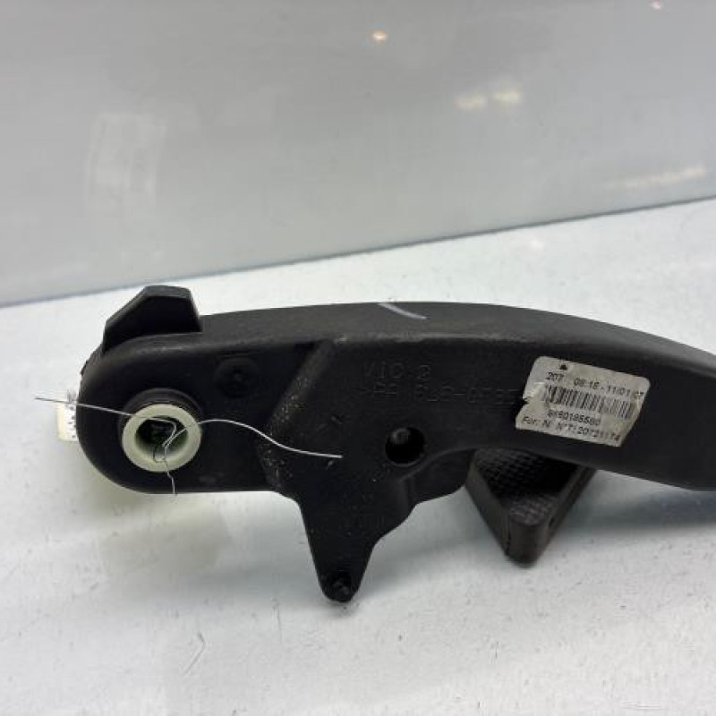 Pedale d'embrayage PEUGEOT 407 Photo n°4