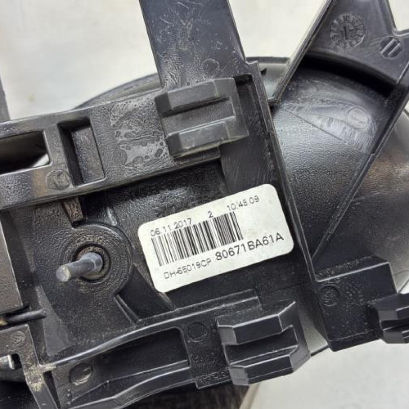 Poignee interieur avant gauche NISSAN JUKE 1 Photo n°3