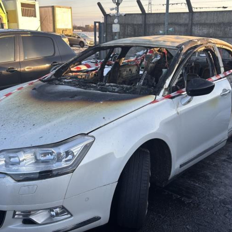 Pivot de moyeu avant droit CITROEN C5 2 Photo n°7