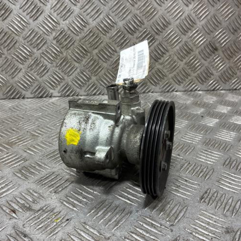 Pompe de direction DACIA SANDERO 1 Photo n°1