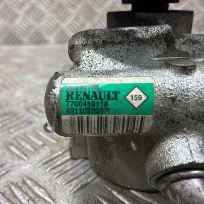 Pompe de direction DACIA SANDERO 1 Photo n°5