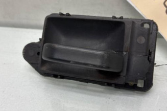 Poignee interieur avant droit PEUGEOT 106 Photo n°1