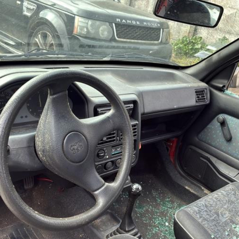 Poignee interieur avant droit PEUGEOT 106 Photo n°14