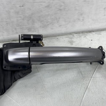 Poignee porte avant droit SUZUKI SWIFT 4 Photo n°1