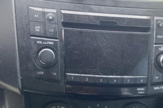 Poignee porte avant droit SUZUKI SWIFT 4