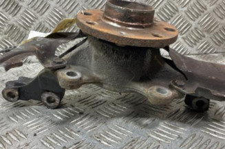 Pivot de moyeu avant gauche OPEL CORSA E